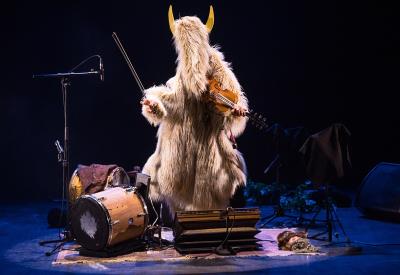 cavalcade-en-cocazie-Reder-Nouhaj_concert_ArthMaël_DestinationBroceliande