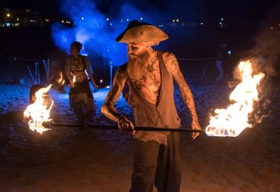 Festival grain d'pirate Le pirate Picro, dompteur de feu