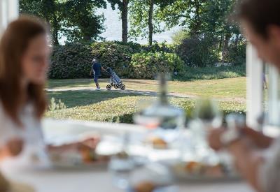 Restaurant le Roi Arthur - vue lac - Ploërmel - Brocéliande - Bretagne