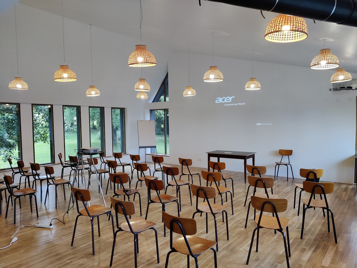 Keravel_Salle séminaire-en théâtre