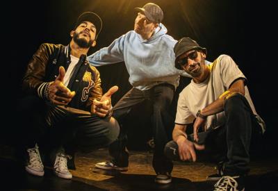 Les frères casquettes