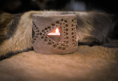 MUSEE_atelier photophore en argile