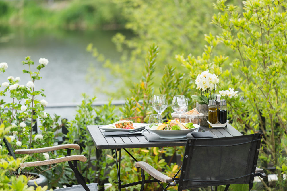 Restaurant Le Vegetarium De La Maison Yves Rocher La Gacilly Brittany Tourism