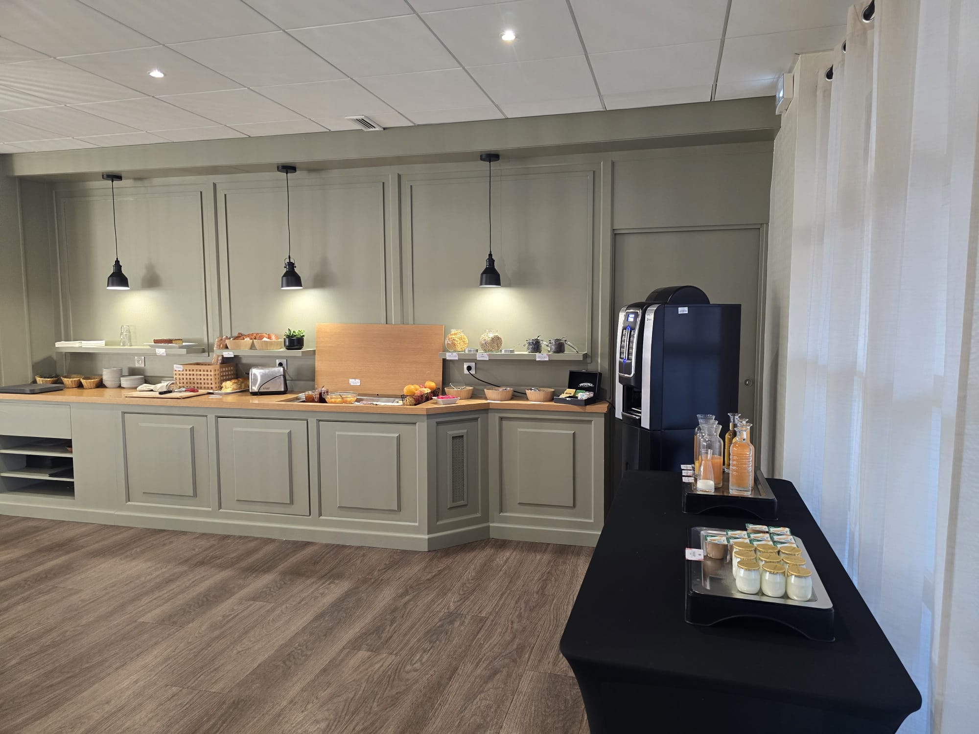 Salle Petit Déjeuner