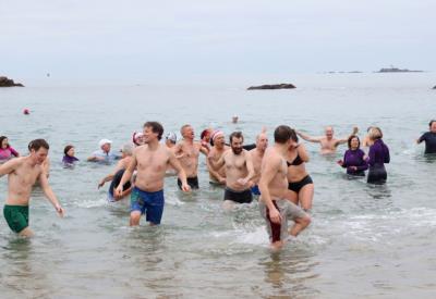 bain-nouvel_an-SQPx-web