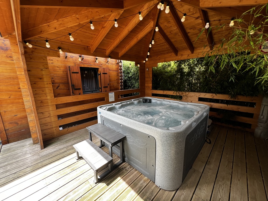 Visuel non libre de droit - SARL Jouan