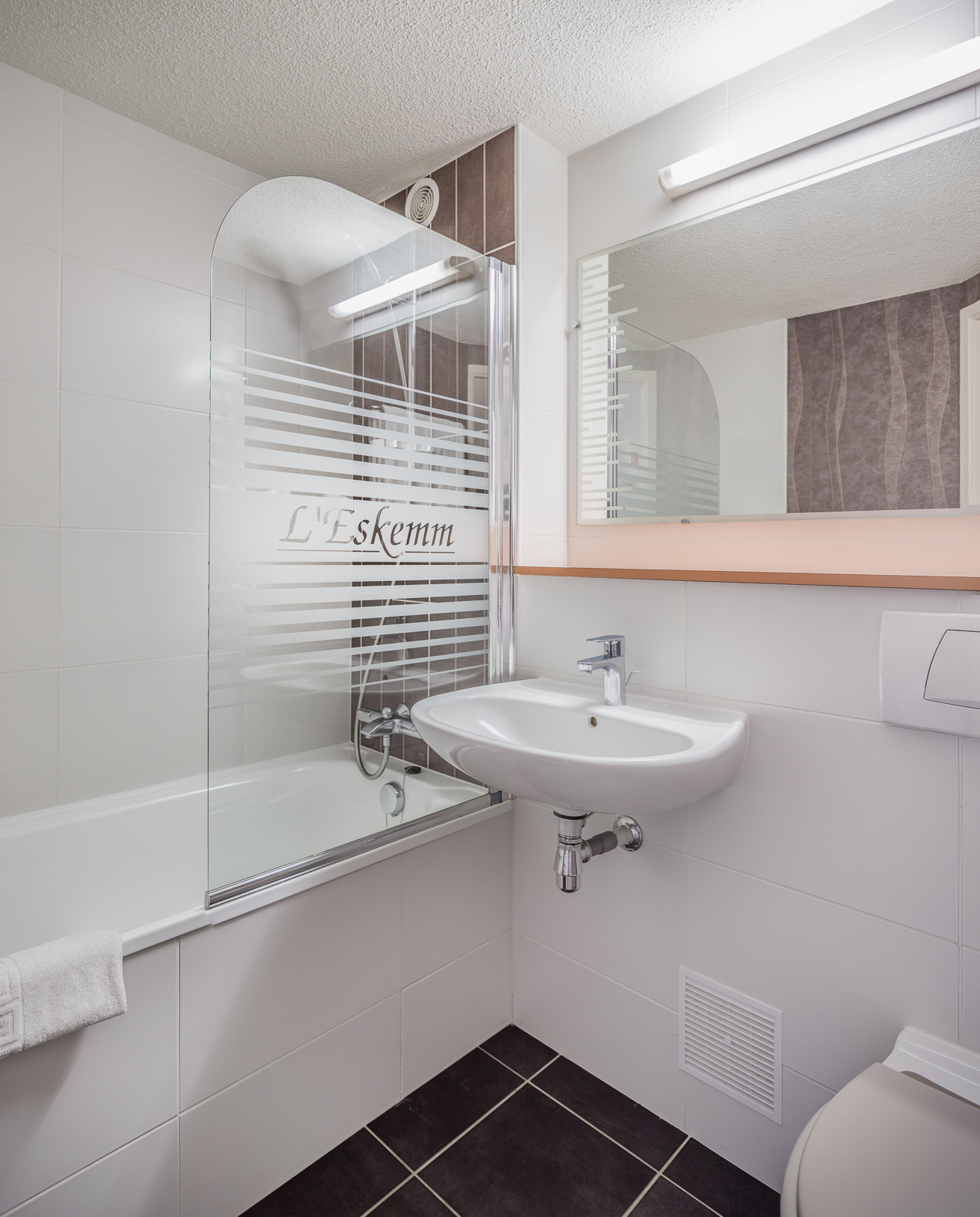 Hotel Eskemm_Saint-Brieuc_Salle de bain