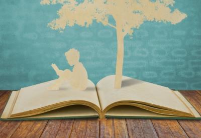 livre grignotage literaire freepik