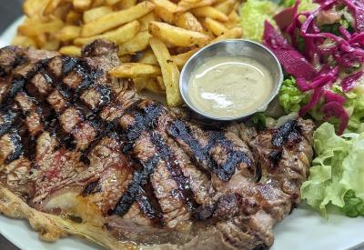 pig's ear pub - micro-brasserie - plat viande - ploërmel