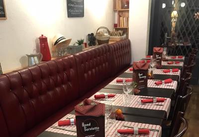 Le rond de serviette - table dressée - Ploërmel - Brocéliande