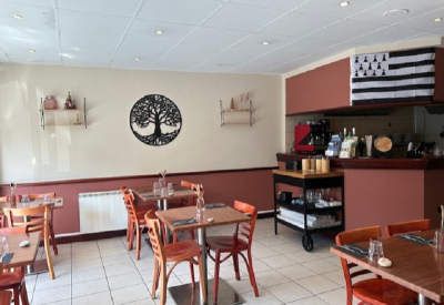 La Fromentine - salle de restauration - crêperie - Ploërmel - Morbihan